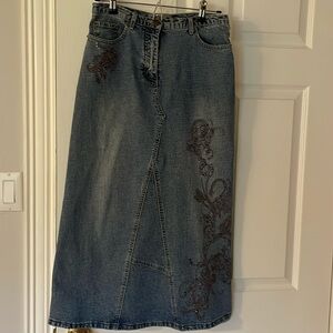 Women’s Denim Skirt